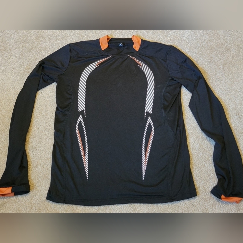 Boys XL Whatlees black & orange Long Sleeve Compression T Shirts Quick Drying To